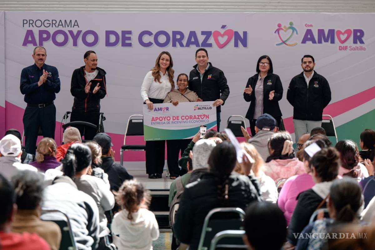 Saltillo entrega ‘Apoyos de Corazón’ a 3 mil 800 personas vulnerables