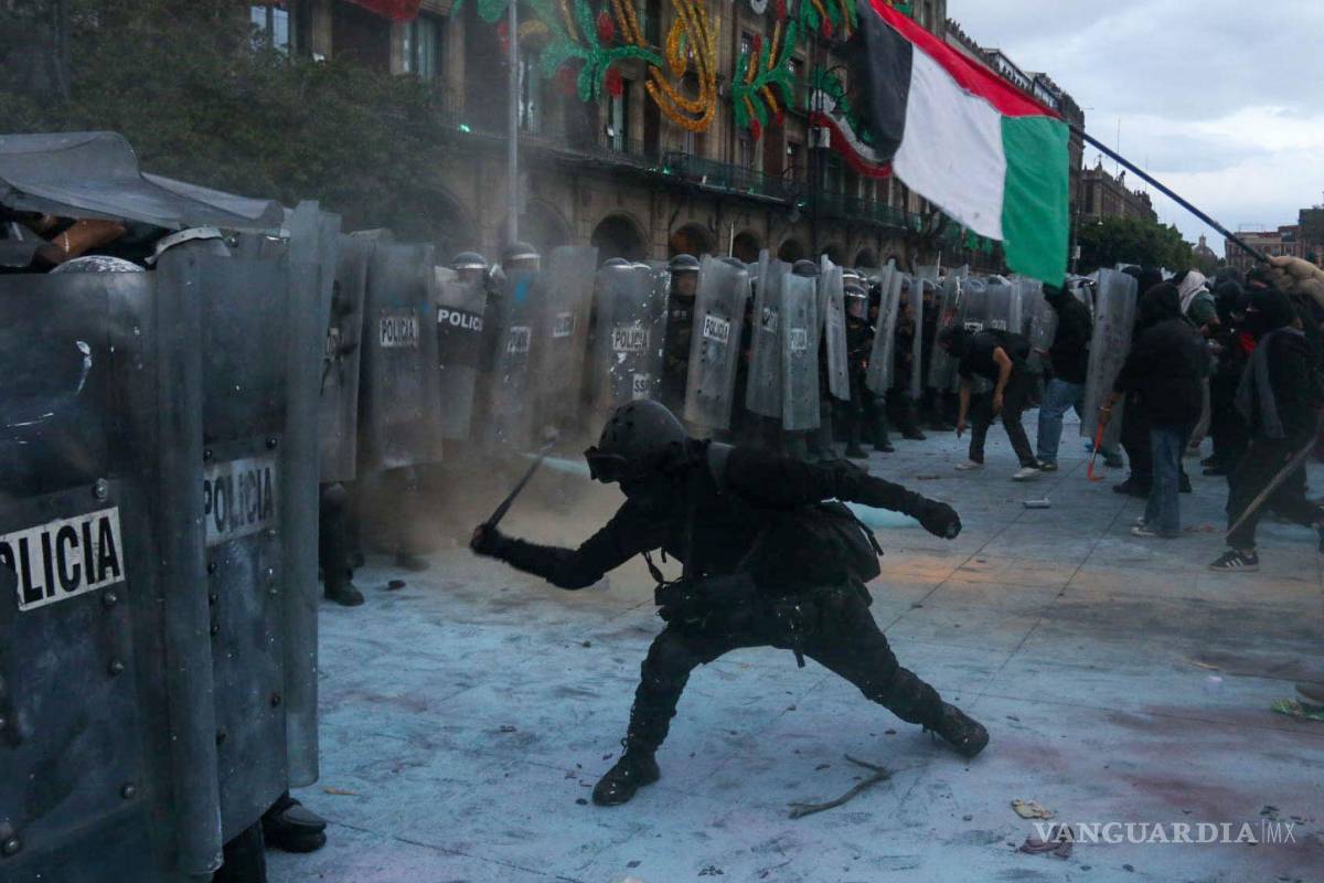 Dan de alta a 78 policías heridos y 16 siguen hospitalizados por marcha del 2 de octubre en CDMX