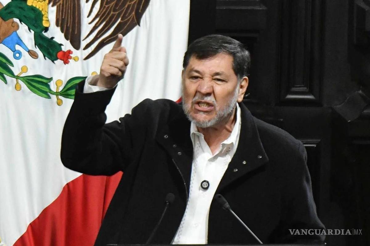 Noroña, desquiciado, fue desnudado como un hipócrita