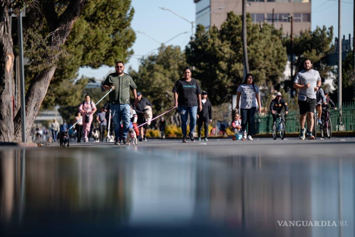 Aprovechan familias las vacaciones y acuden a la Ruta Recreativa de Saltillo