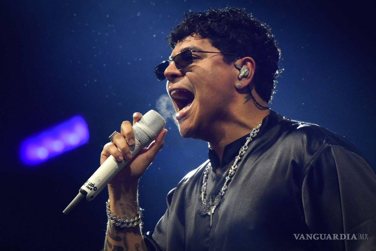 Denuncian a Grupo Firme por apología del delito tras presuntamente interpretar ‘Se fue el Pantera’ en La Paz