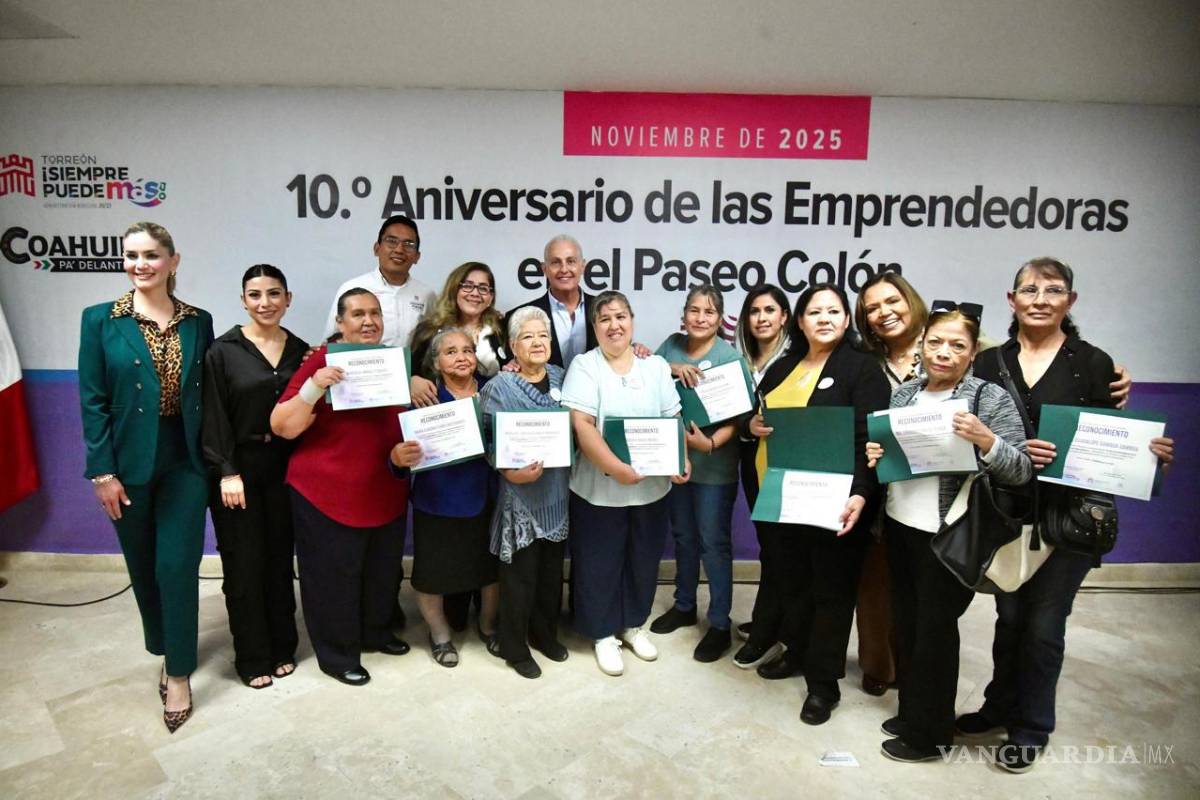Torreón reconoce una década del Paseo de las Emprendedoras
