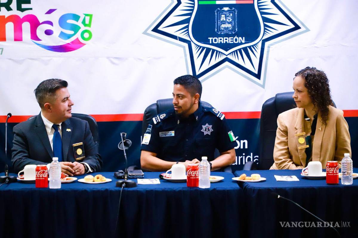 Recibe la DSPM de Torreón a auditores del programa CALEA para obtener acreditación