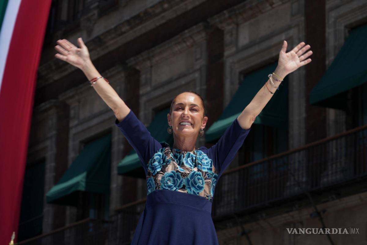 Sheinbaum conmemora su primer año de gobierno desde el Zócalo de CDMX
