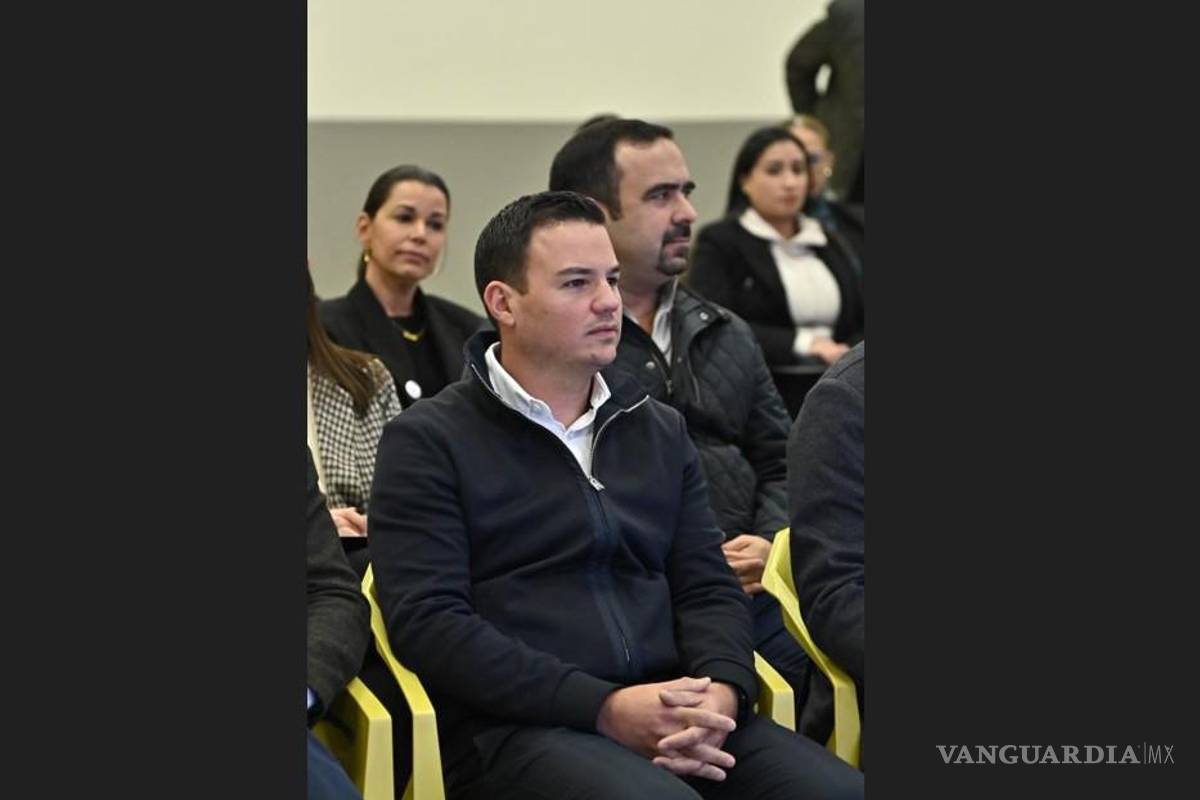 $!El funcionario expuso la necesidad de transitar del modelo de shareholder value al de stakeholder value, a fin de generar mayor valor social y una distribución más equitativa de la riqueza en las empresas.