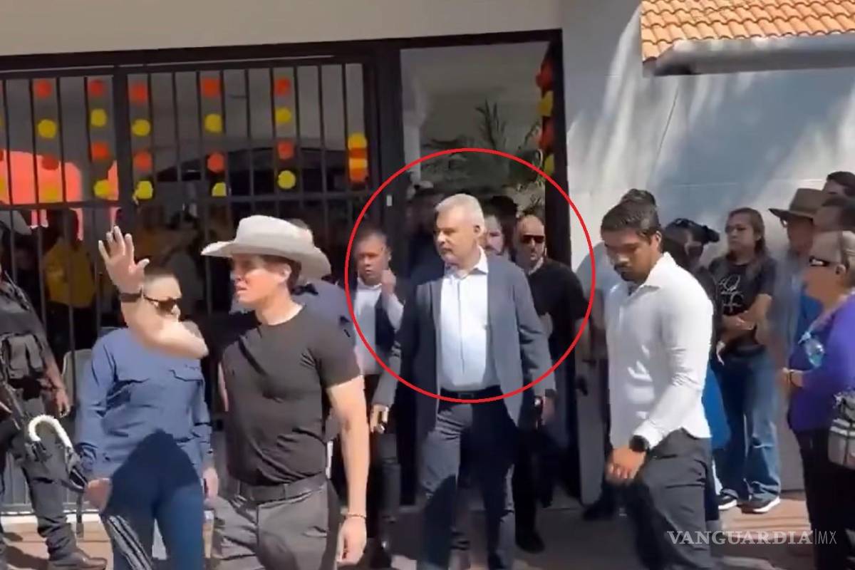 POLITICÓN: Ramírez Bedolla es repudiado en funeral de Carlos Manzo, alcalde asesinado de Uruapan