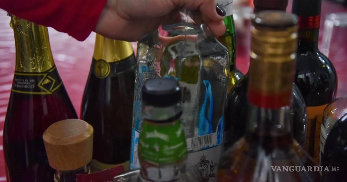 Alcohol, detrás de siete tipos de cáncer, alertan especialistas