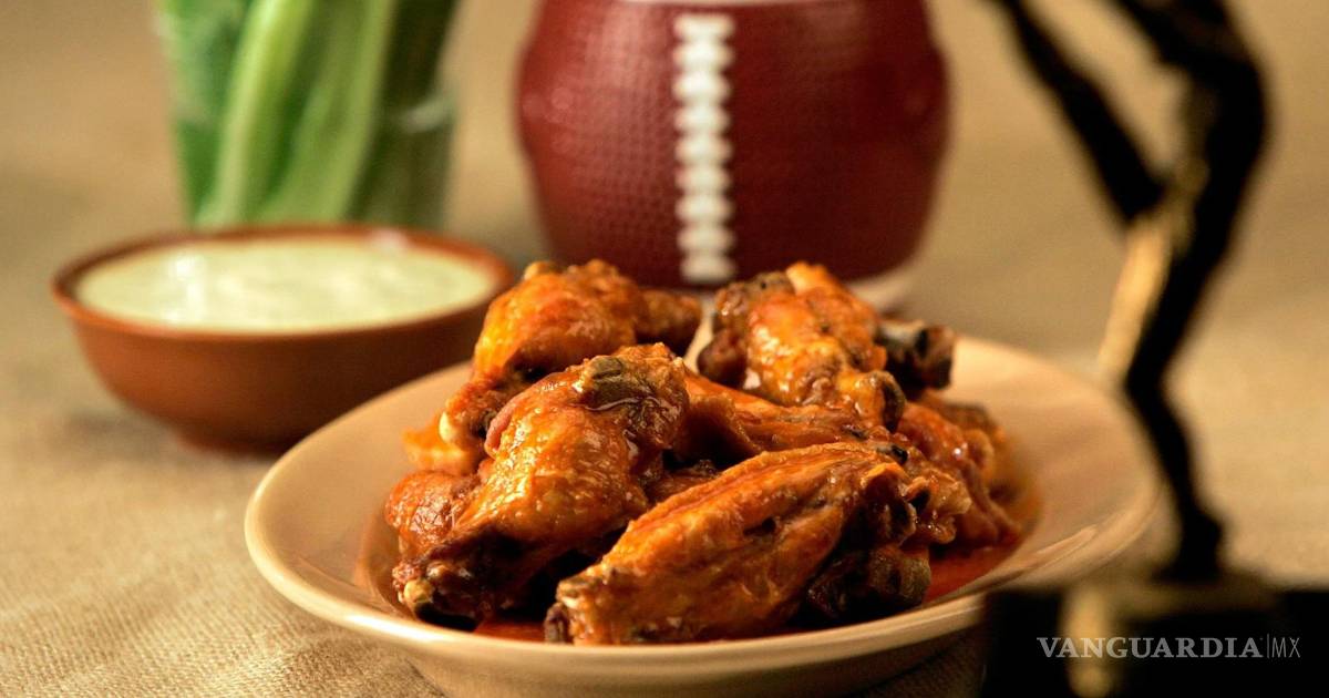 Super Bowl LX: casi 1.5 mil millones de alitas y otros alimentos dominan el consumo en Estados Unidos
