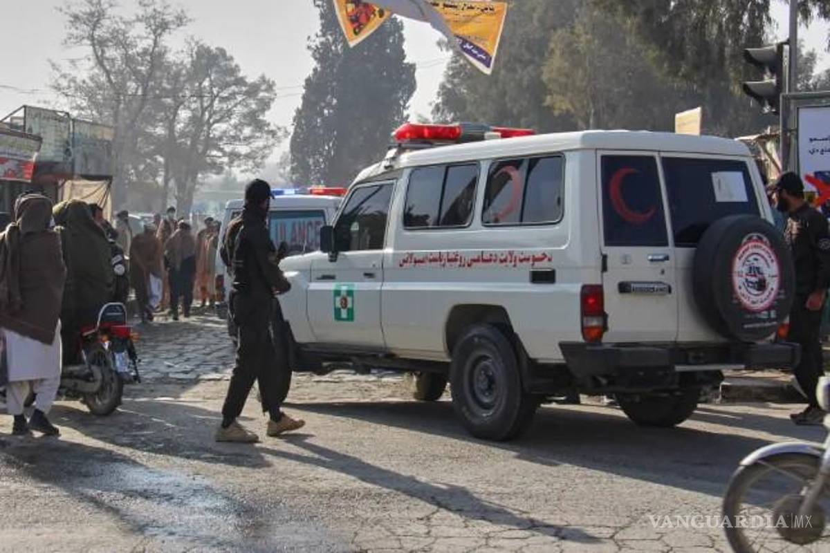 Los talibanes obligan a un niño de 13 años a ejecutar al asesino de sus familiares