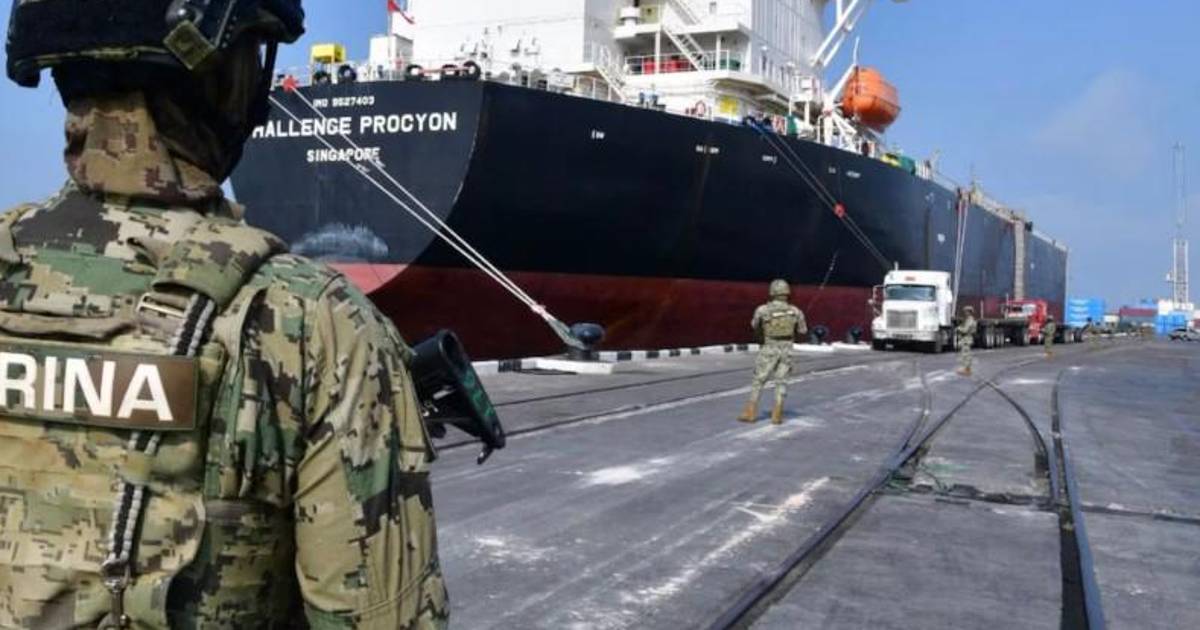 FGR analiza la estructrura de la red de huachicol fiscal y la define como una maquinaria perfecta de contrabando