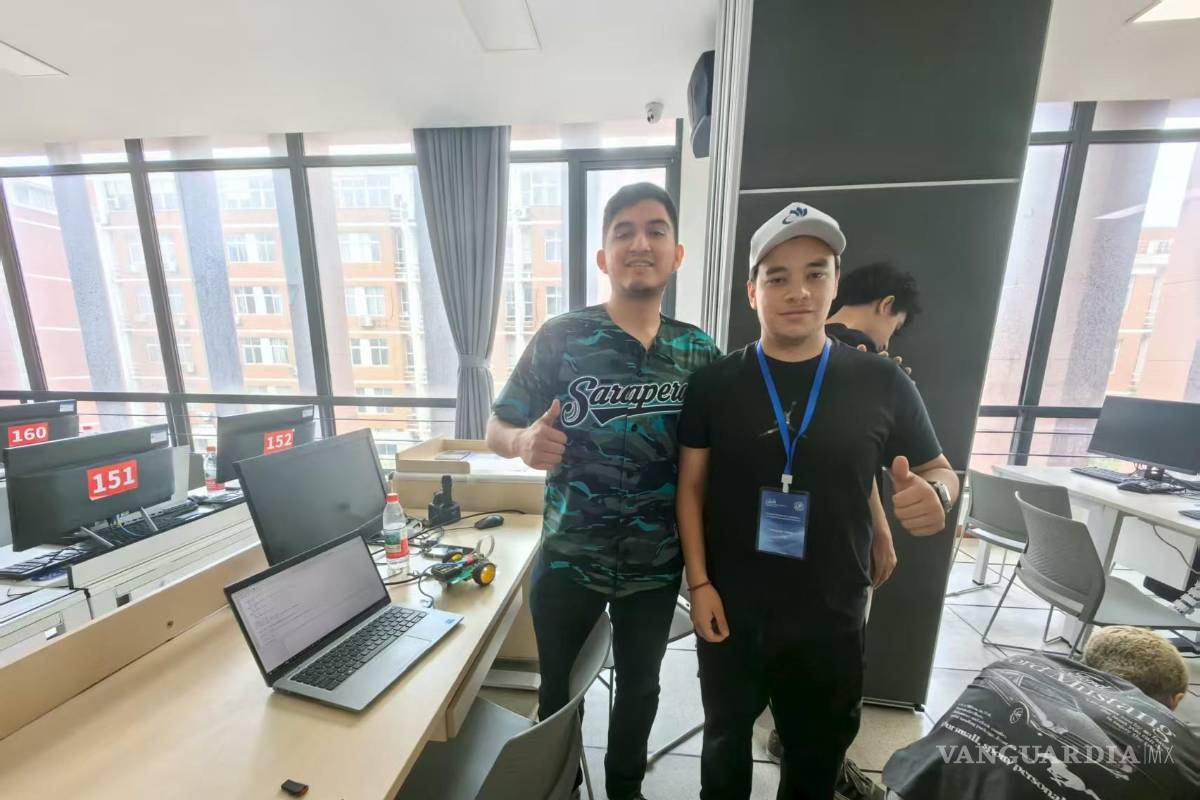 Estudiantes del TecNM-Saltillo llevan talento guinda y blanco hasta China