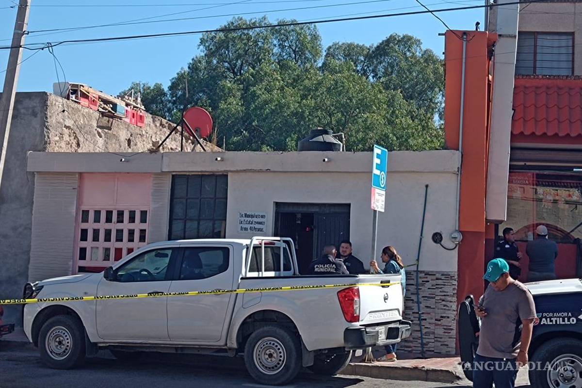 Muere hombre dentro de una cantina en el Centro de Saltillo