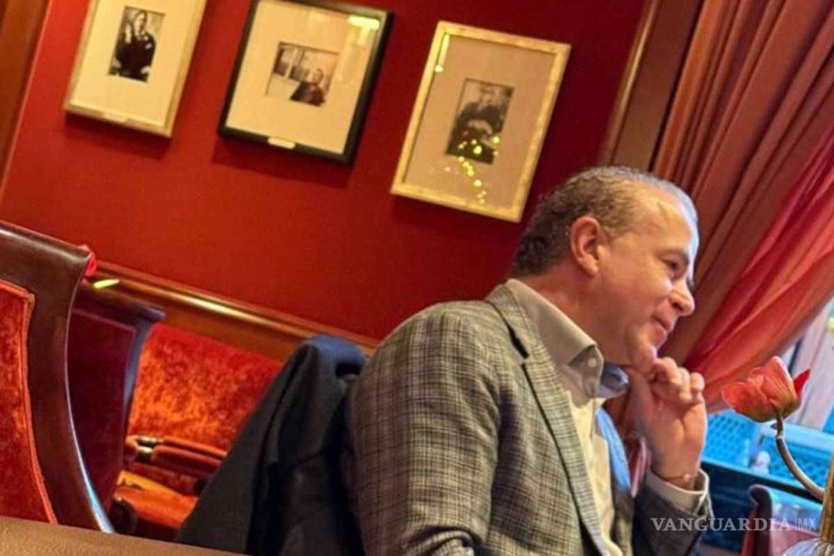 Captan en París a Raúl Rocha Cantú, dueño de Miss Universo