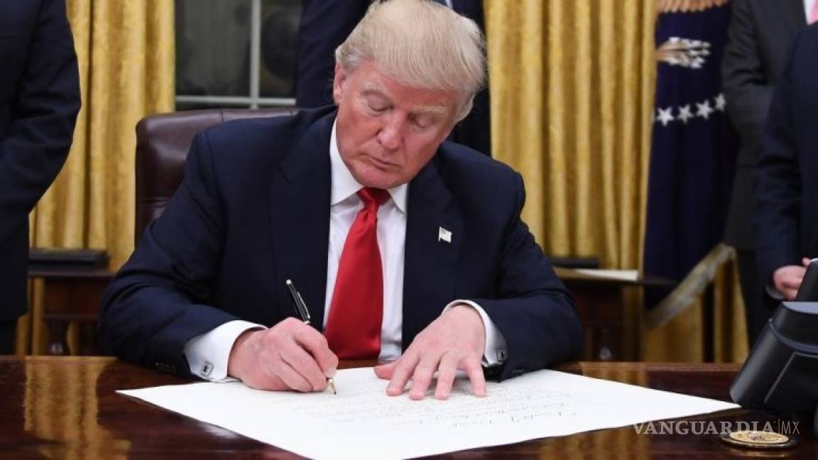 Donald Trump firma acuerdo que pone fin al cierre de gobierno en Estados Unidos