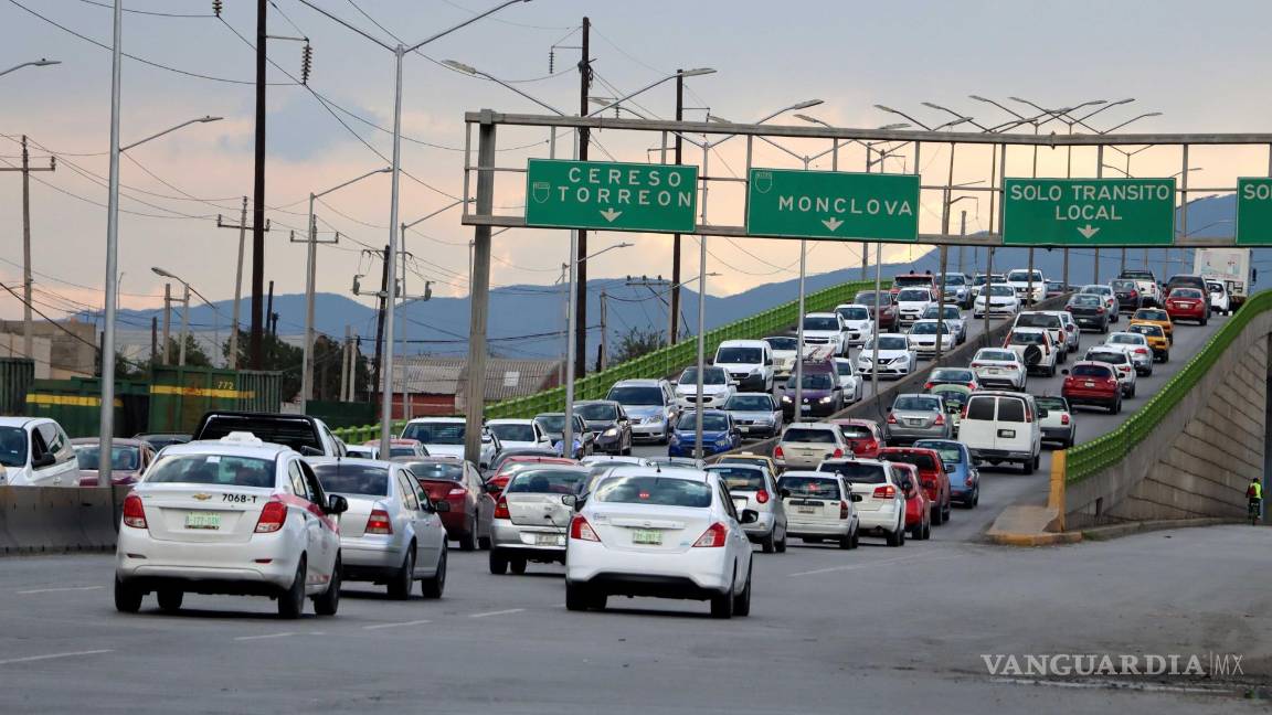 Vialidades, rebasadas a cualquier hora del día