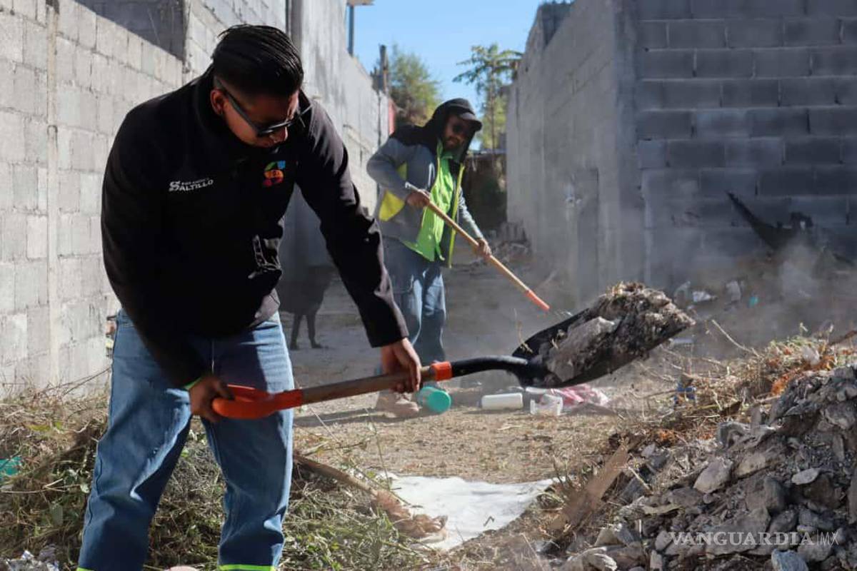 Saltillo: callejones y arroyos se llenan de muebles viejos