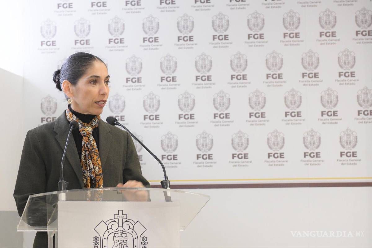 Fiscal de Veracruz, Verónica Hernández Giadáns, presentó su renuncia ante el Congreso estatal
