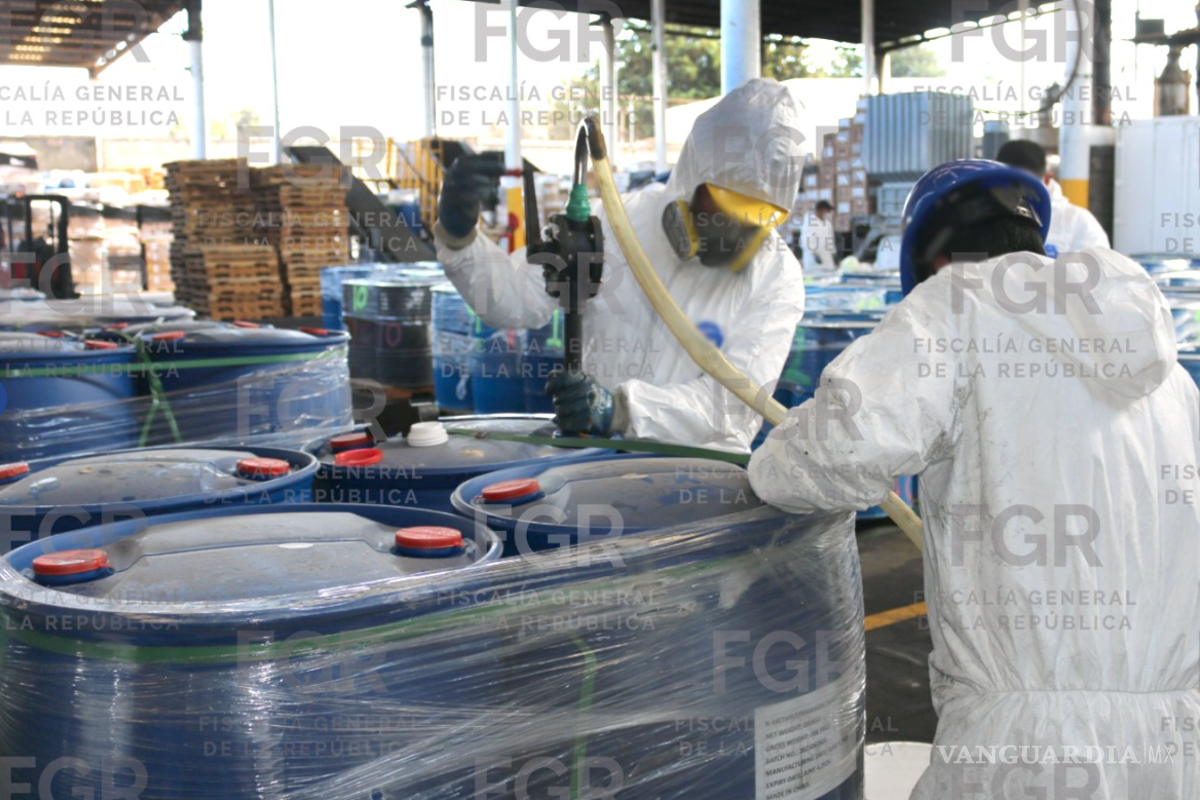 $!La Fiscalía General de la República (FGR) decomisó y destruyó más de 100 toneladas de sustancias y precursores químicos en Sinaloa.