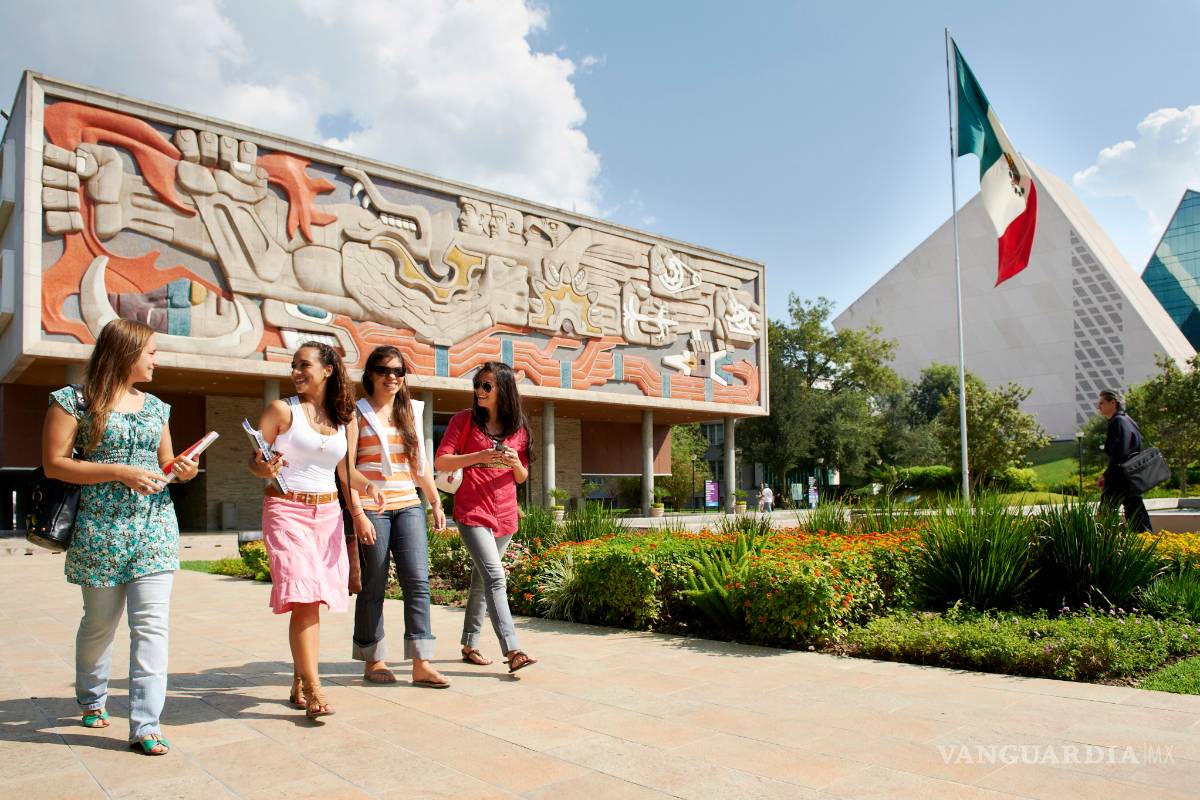 Obtiene Tec de Monterrey posición 1 en México para colocar a sus egresados