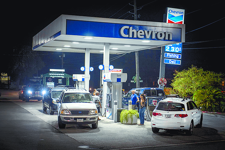 Nicole es ya categoría 4; amenaza las Bermudas