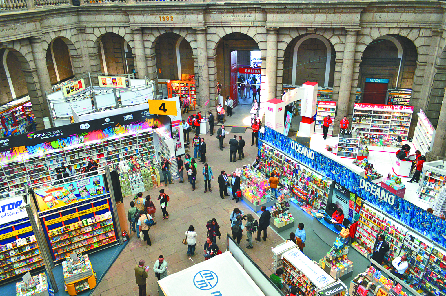 Minería: ‘Más libros libres’