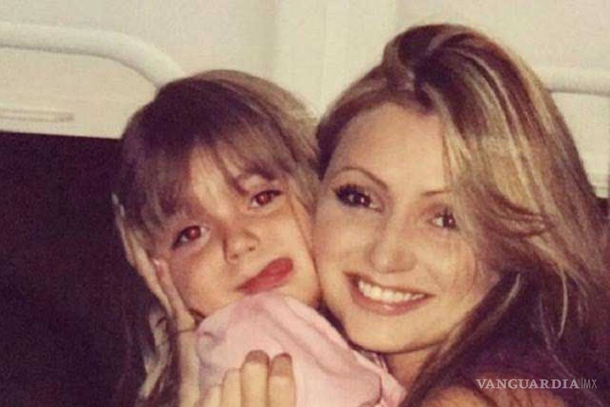 Así celebran los famosos mexicanos a sus mamás