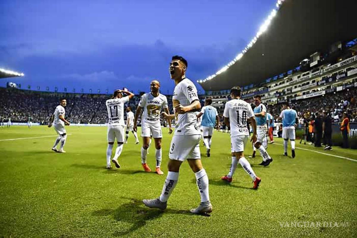Pumas termina siendo La Fiera en el Nou Camp