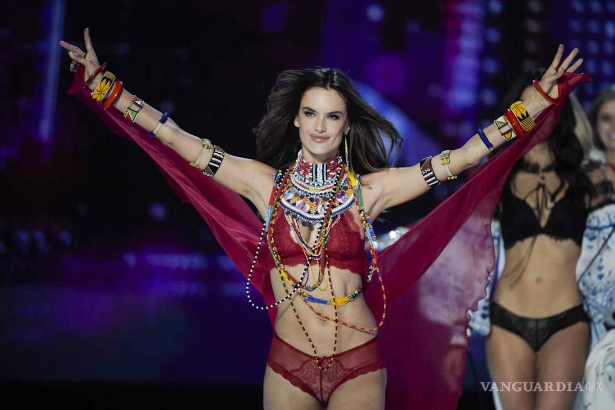Alessandra Ambrosio dice adiós a las pasarelas