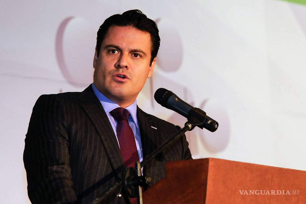 Escoltas del Gobernador de Jalisco se enfrentan con asaltantes de banco