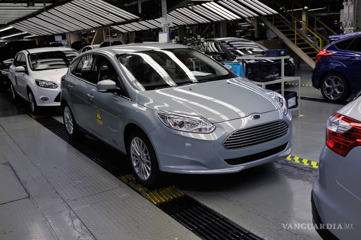 Ford hará recorte masivo de personal en Europa, para mejorar producción