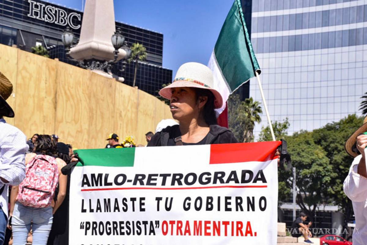 Protestas contra AMLO en varios puntos del país, en su Primer Informe
