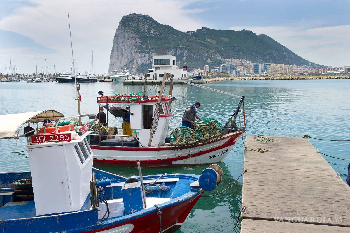 Abordan Trump y May la problemática iraní