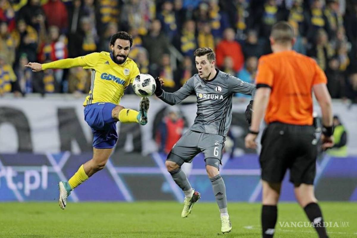 El 'Paleta' Esqueda deja 'fríos' a todos, ¡anota gol en Polonia!