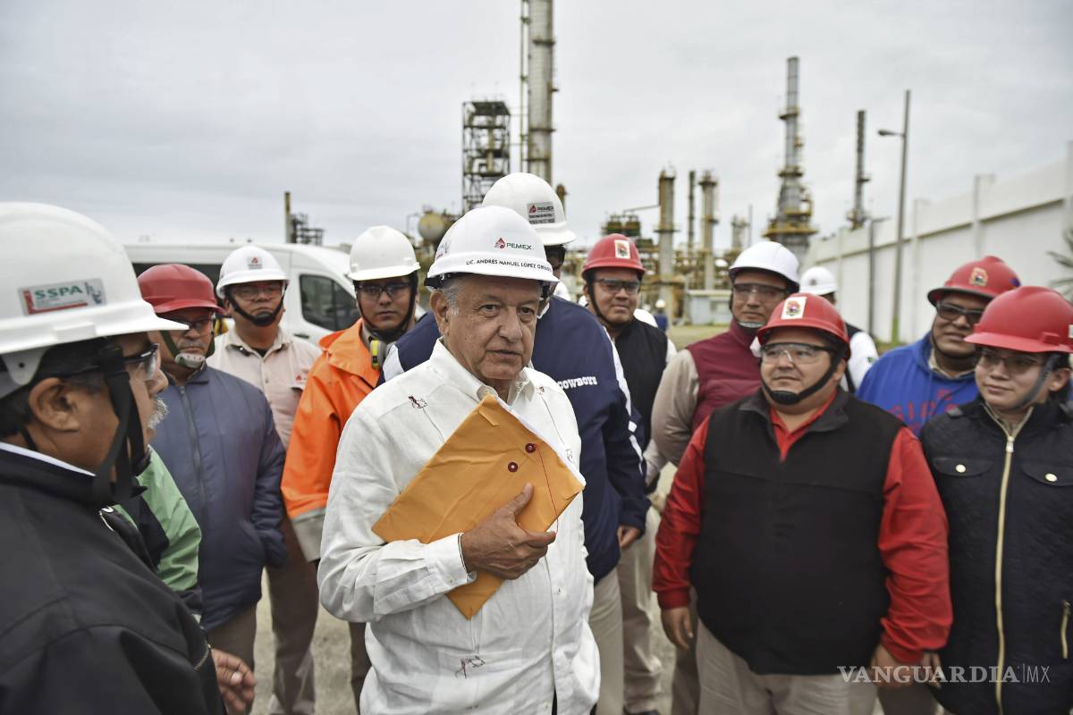Causa AMLO temor por ‘capricho’ de refinería; construirá Dos Bocas sin participación privada