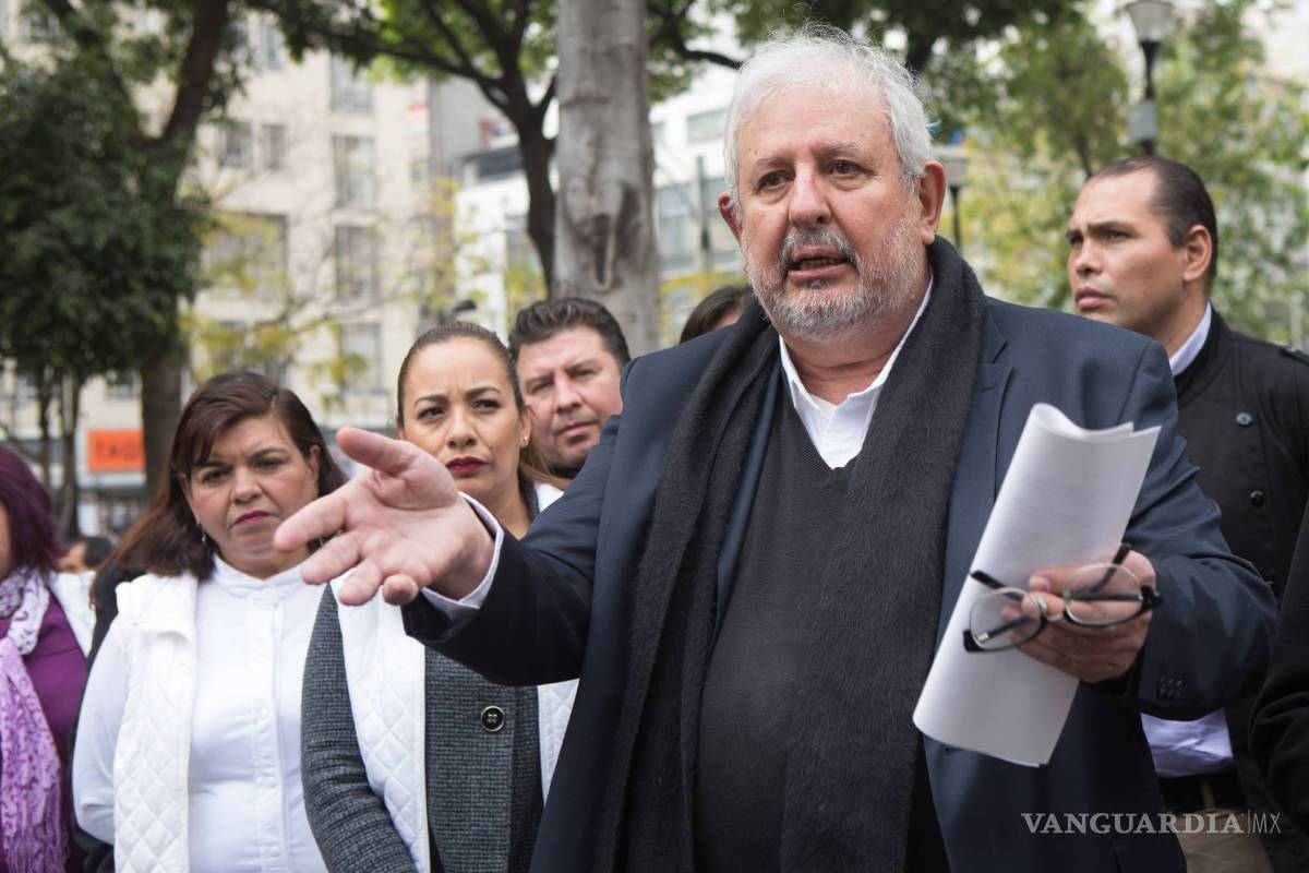 Superbarrio Gómez se lanza como candidato a la Jefatura de Gobierno de la CDMX