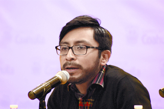 Saltillo rompe meta en colecta de zapatos para migrantes