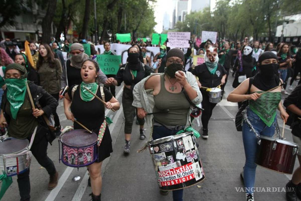 Claudia Sheinbaum defiende actuar de policías en marcha a favor del aborto