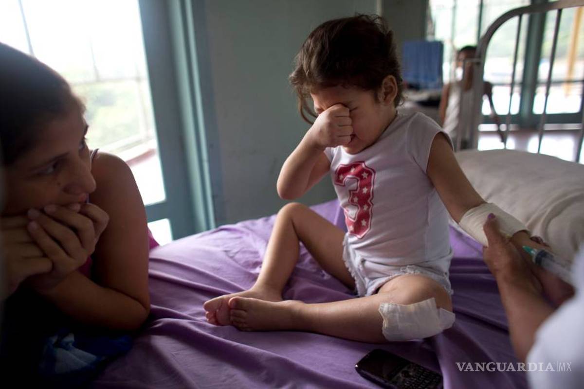 Raspón en rodilla genera crisis de salud de niña venezolana