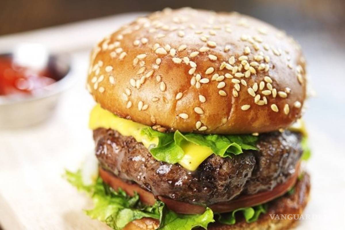 Hoy es el día mundial de la hamburguesa, mucho más que comida rápida