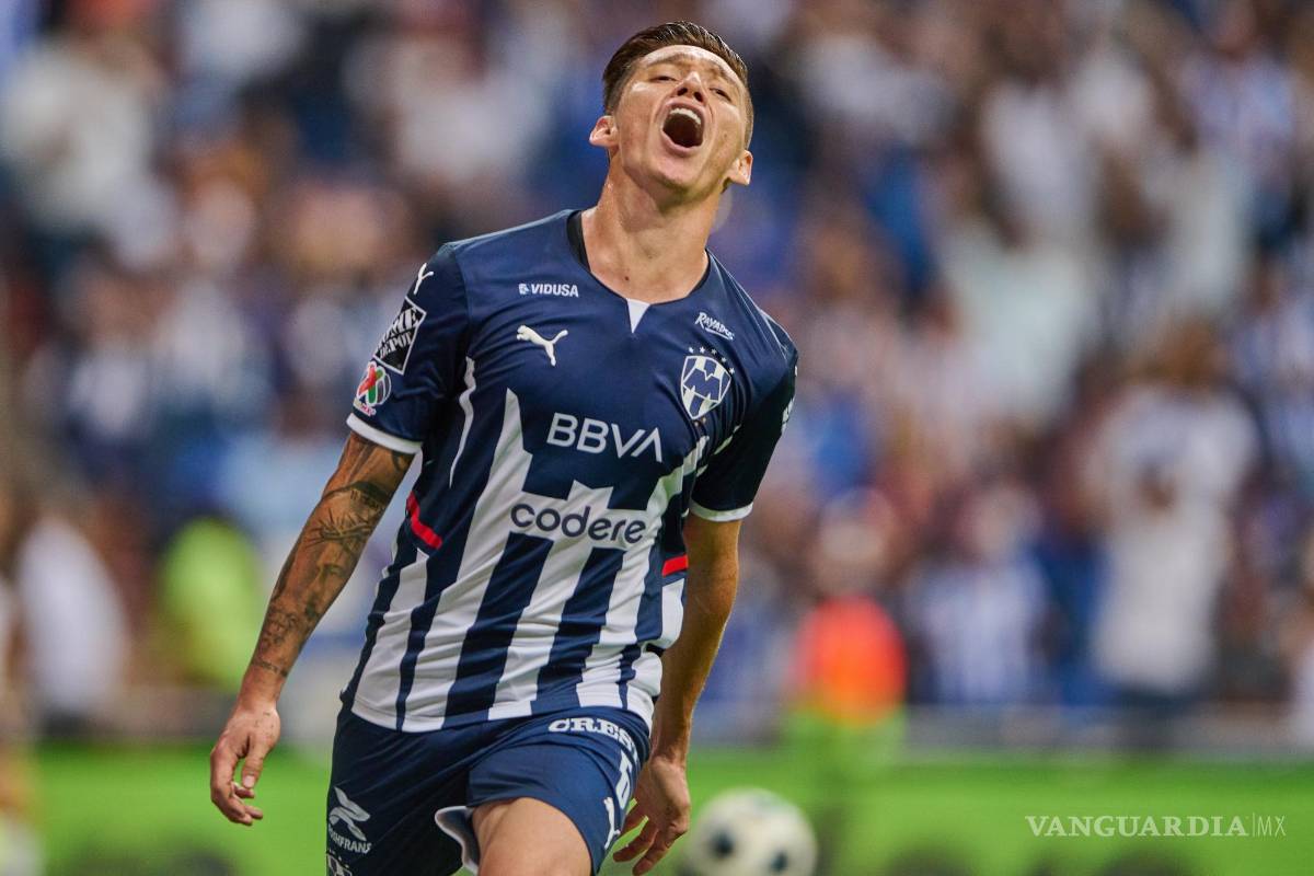 Bien ‘rayados’ en el Clásico regio