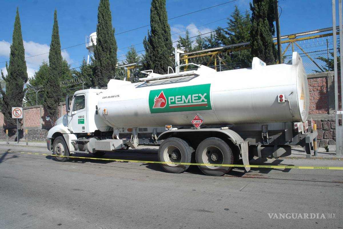 Escasez de gasolina es por falta de pipas