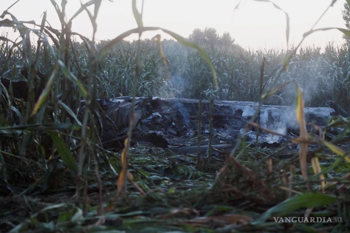 Se desploma y se estrella avión de Ucrania en Grecia, transportaba explosivos; habría 8 desaparecidos (Video)