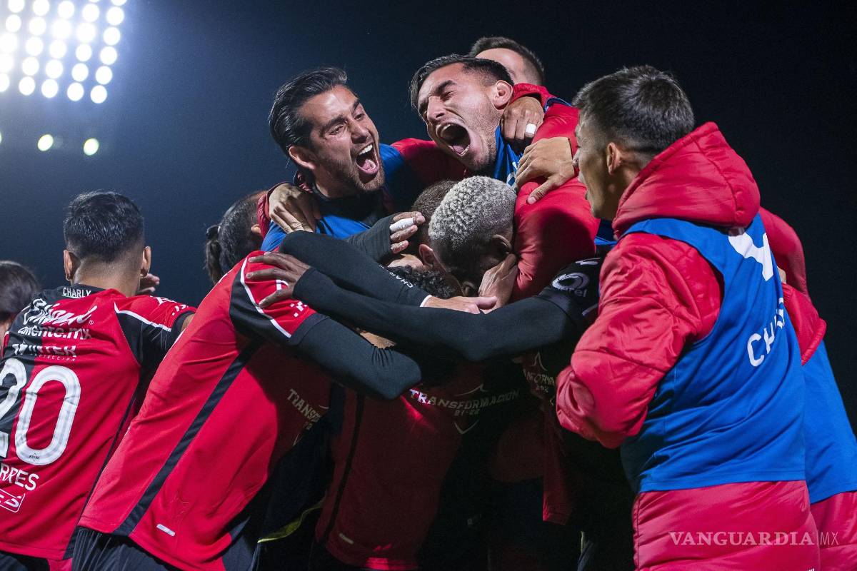 Freno rojinegro: Atlas aventaja a los Pumas