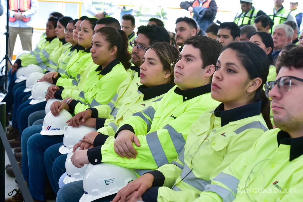 Limitan número de becados a instancias de gobierno