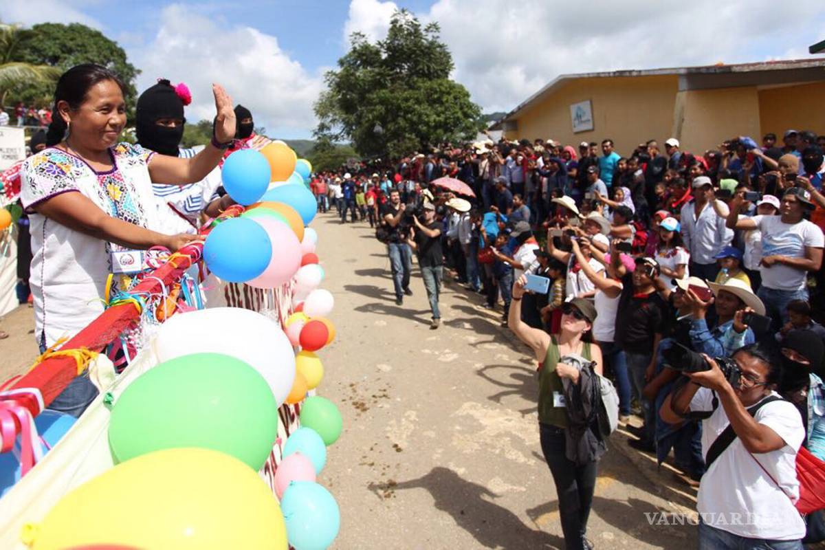 &quot;Lucharemos por todo el mundo&quot;: ‘Marichuy’, candidata del EZLN