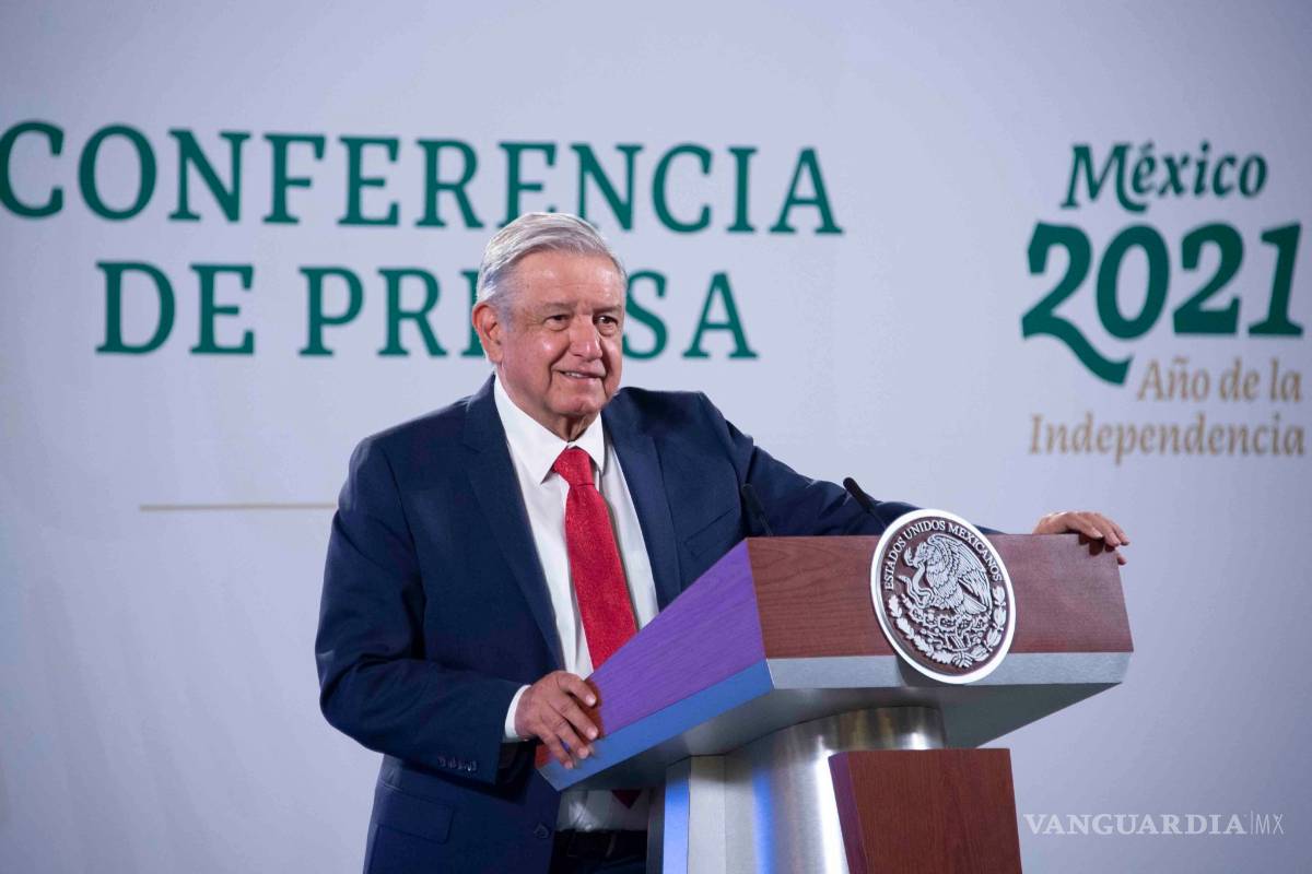 AMLO llama alcahuete y palero al INAI