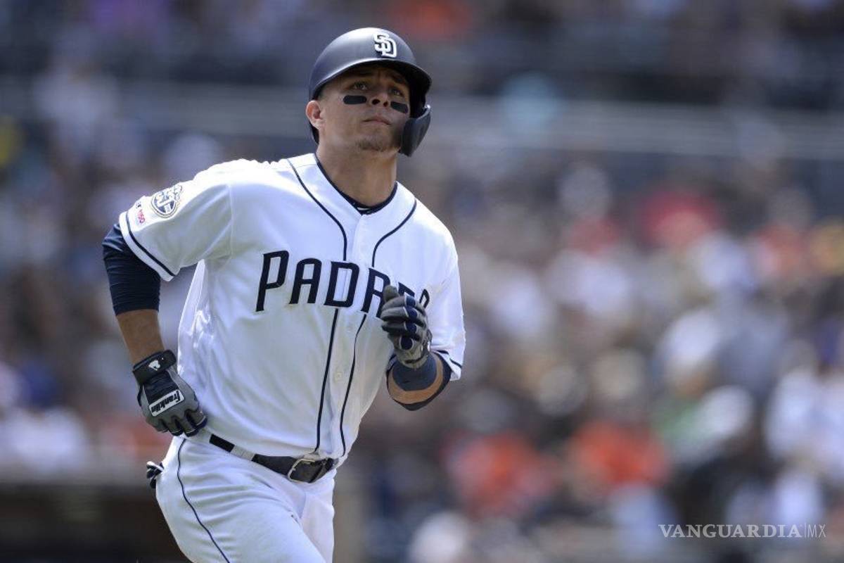 Padres mandan a Luis Urias a Cervecros