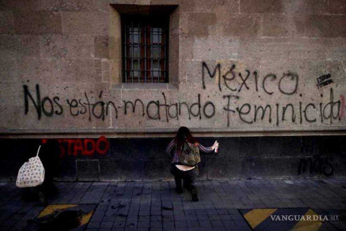Invierte AMLO muy poco para resolver feminicidios, acusan activistas