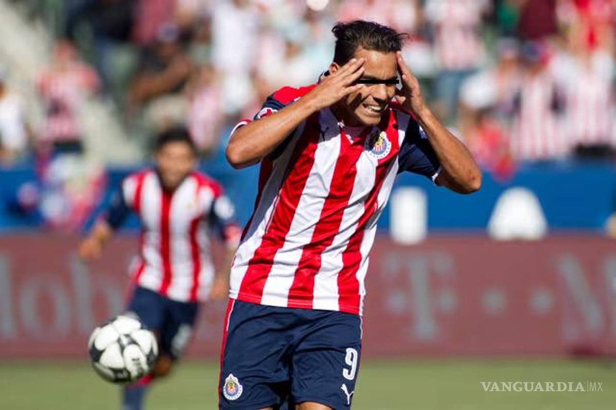 Chivas está dispuesto a borrar la ‘huella imborrable’ de Omar N, su goleador histórico