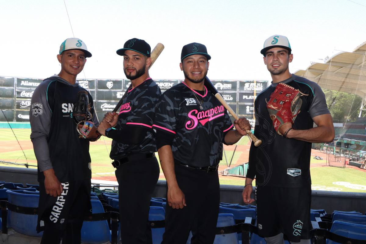 Fernando Villegas, Fabricio Macías, Christian Morales y Luis Carlos Martínez Jr. al mando de los Saraperos